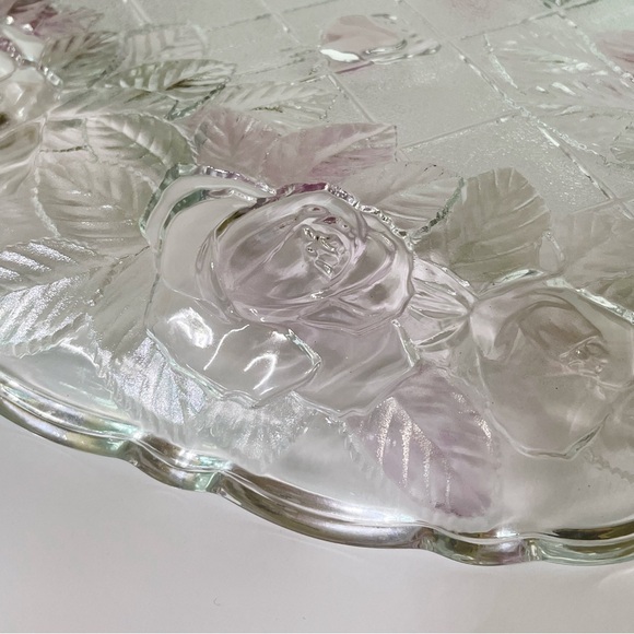 Vintage Floral Glass Plate - Picture 4 of 7